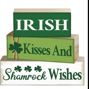 St Patrick’s Day Decorative Blocks